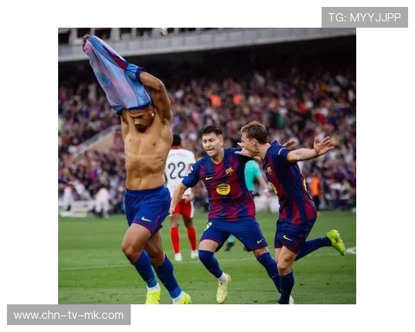 西甲：巴萨3-1止颓势 安东尼独造三球，安东尼奥与巴萨尼奥