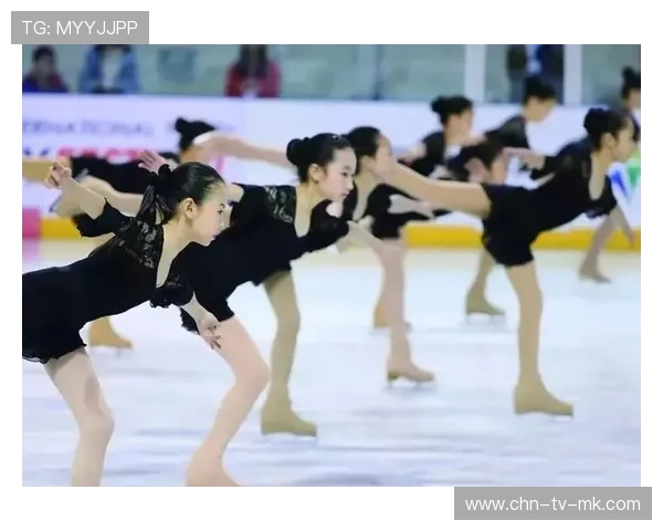 花样游泳队合体“倒立开花”动作美翻观众